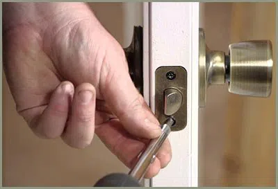 Locksmith Solution Services Atlanta, GA 404-479-7526 - 68-44-18
