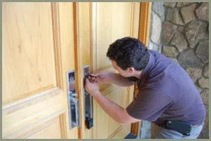 Locksmith Solution Services Atlanta, GA 404-479-7526 - 68-44-4
